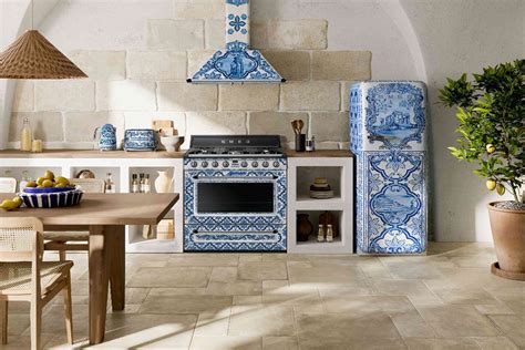 Dolce&Gabbana and Smeg 